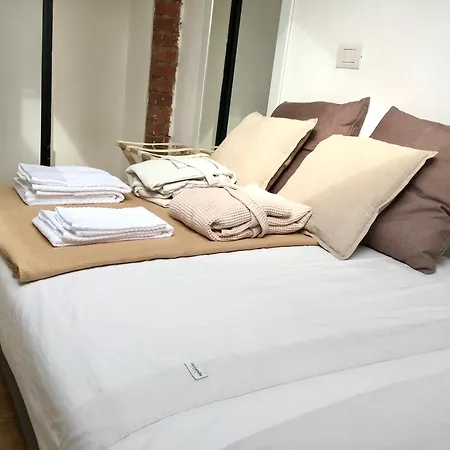 Bright Mini Studio In The Heart Of Milan-3